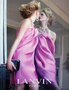 Meisel_Lanvin_Spring_Summer_2009_03.thumb.jpg.70e6b287e2ed26e19d7d843c508a4235.jpg