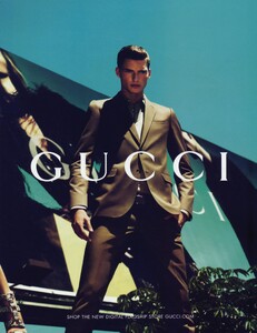 Mert__Marcus_Gucci_Cruise_2011_04.thumb.jpg.8b3fce6351bdb8e12fe5773485aa38fd.jpg