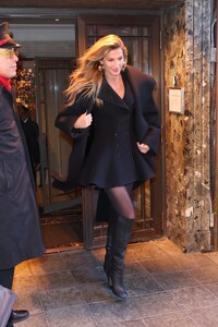 gisele jimmy fallon show nyc march 21 2024 1.jpeg