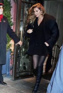 gisele jimmy fallon show nyc march 21 2024 21.jpeg