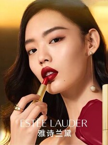 2022.7.25-ESTEE-LAUDER-2.thumb.jpg.68ba6aa985b37cecb22f158e7a3dccbd.jpg