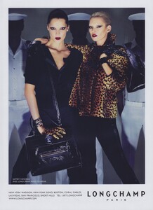 Mert__Marcus_Longchamp_Fall_Winter_2009_10_03.thumb.jpg.2ed0d04274d5728887c0f831b9bb46ec.jpg