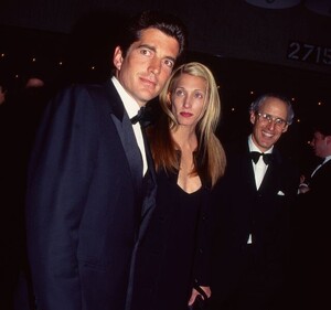 carolyn-bessette-jfk-jr-conspiracy-theories-015.jpg