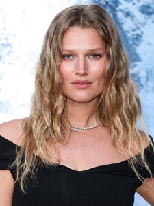 toni-garrn-at-montblanc-event-celebrating-100-year-anniversary-of-meiserstuck-pen-in-los-angeles-05-01-2024-5.jpg