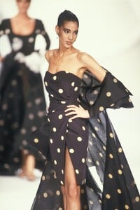 Christian Dior SS 1990 Haute Couture 218 Sonia Cole.jpg