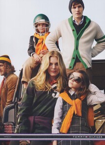 McDean_Tommy_Hilfiger_Fall_Winter_2010_11_11.thumb.jpg.5639c5841d240d1ea04915e39dd2fb4d.jpg