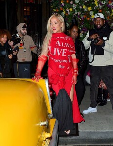 rihanna-and-a-ap-rocky-step-out-in-style-for-mother-s-day-celebration-in-nyc-05-12-2024-3.jpg