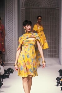 Christian Dior SS 1989 Haute Couture 048.jpg