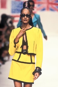 EmanuelUngaro1995WomenSS7.thumb.jpg.e6b992ac5aa7934d3fdb27989d1f5915.jpg