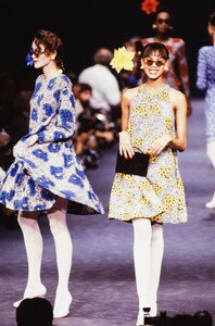 Sonia_Rykiel_SS1989_Micheline_Van_de_Velde_03.thumb.jpg.3a971ef6d93855202ee3e64ff0239263.jpg