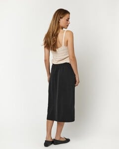 Girza_3576-Midi_Skirt-230523576-999_Black-2_1440x1800.jpg