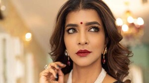 lakshmi-manchu-1621589214.thumb.jpg.8321e91bdf4a26467e0bc14f40a79e2e.jpg