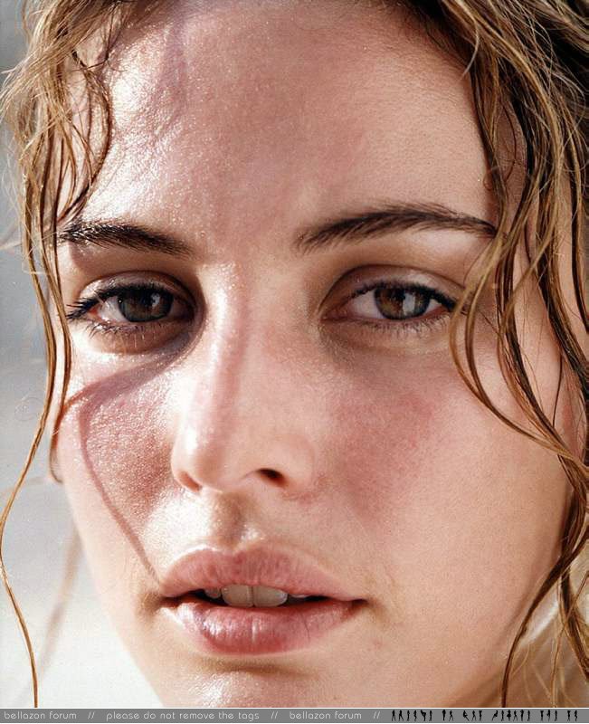 Josie Maran 2021